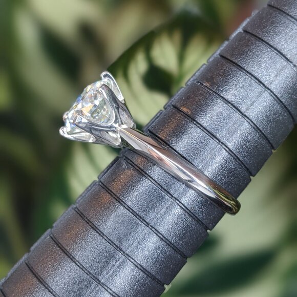 New 3 carat Round Brilliant Cut Solitaire Engagement Ring - Picture 7 of 15